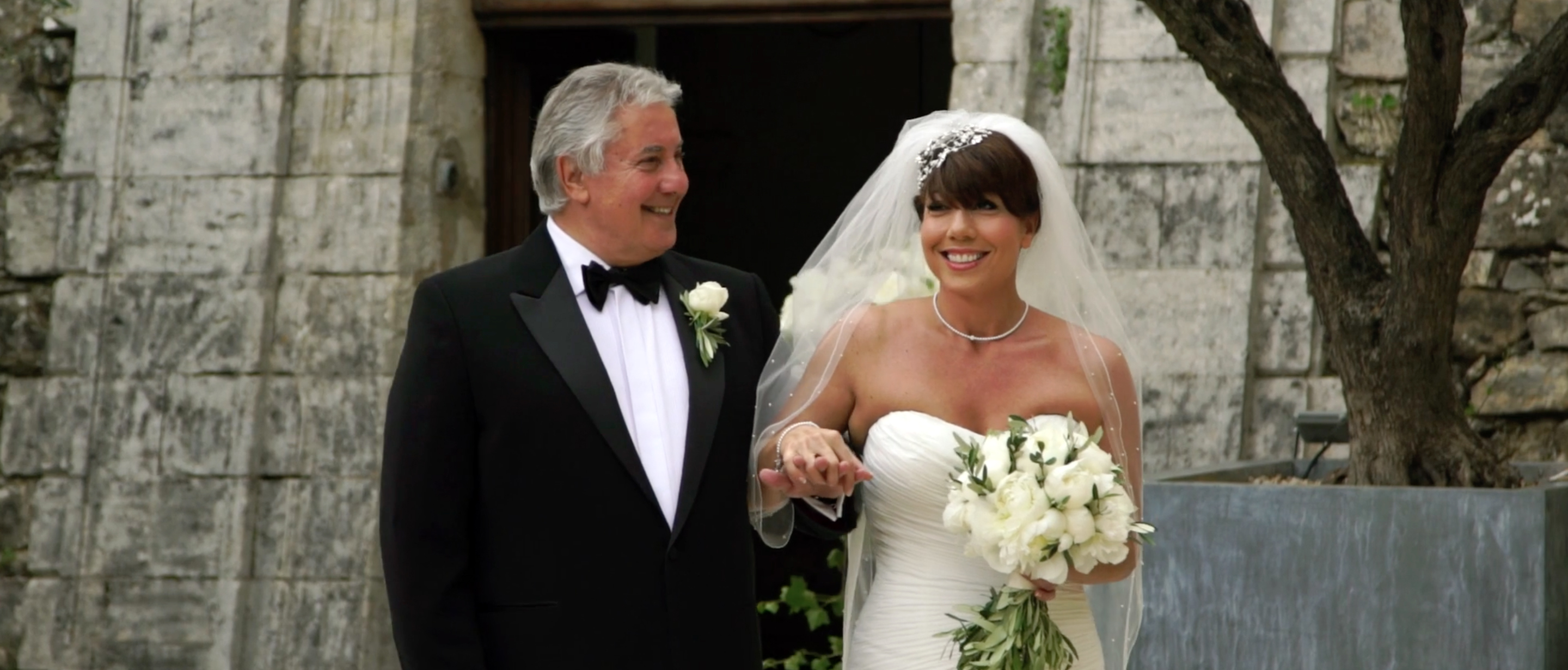 french bride wedding in france videographer chateau de massillan